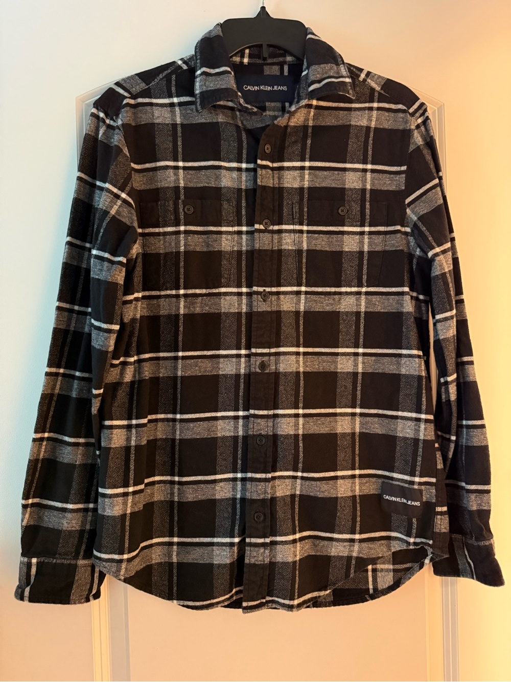 Calvin Klein Jeans Men Black and Gray Plaid Shirt